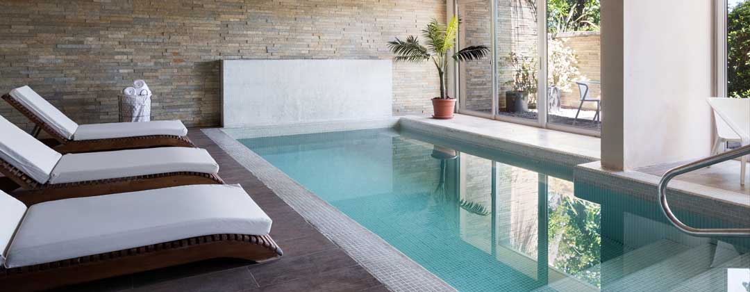 piscina interior climatizada